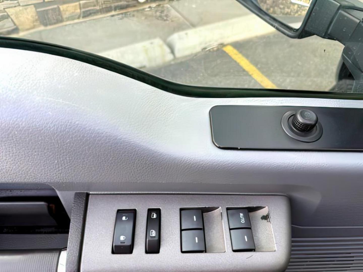 2011 BLUE /GRAY Ford F-250 (1FT7W2B65BE) with an Triton 62L V-8 variable valve control engine, Automatic transmission, located at 1175 N Woodruff Ave, Idaho Falls, ID, 83401, 43.506901, -111.999657 - At Timberline Auto, finding a great deal on your next vehicle is always easy! Our experienced sales staff's goal is to help find you the right vehicle at the right price! Our knowledgeable finance department has options for almost any credit score. We offer extended service contract options to prote - Photo#17