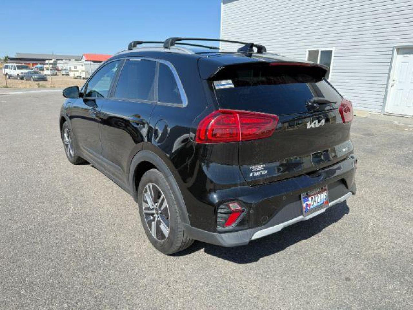2022 Aurora Black Pearl /Charcoal KIA Niro Plug-In Hybrid (KNDCC3LD6N5) with an 16L I-4 gasoline direct injection engine, Automatic transmission, located at 1175 N Woodruff Ave, Idaho Falls, ID, 83401, 43.506901, -111.999657 - At Timberline Auto, finding a great deal on your next vehicle is always easy! Our experienced sales staff's goal is to help find you the right vehicle at the right price! Our knowledgeable finance department has options for almost any credit score. We offer extended service contract options to prote - Photo#27