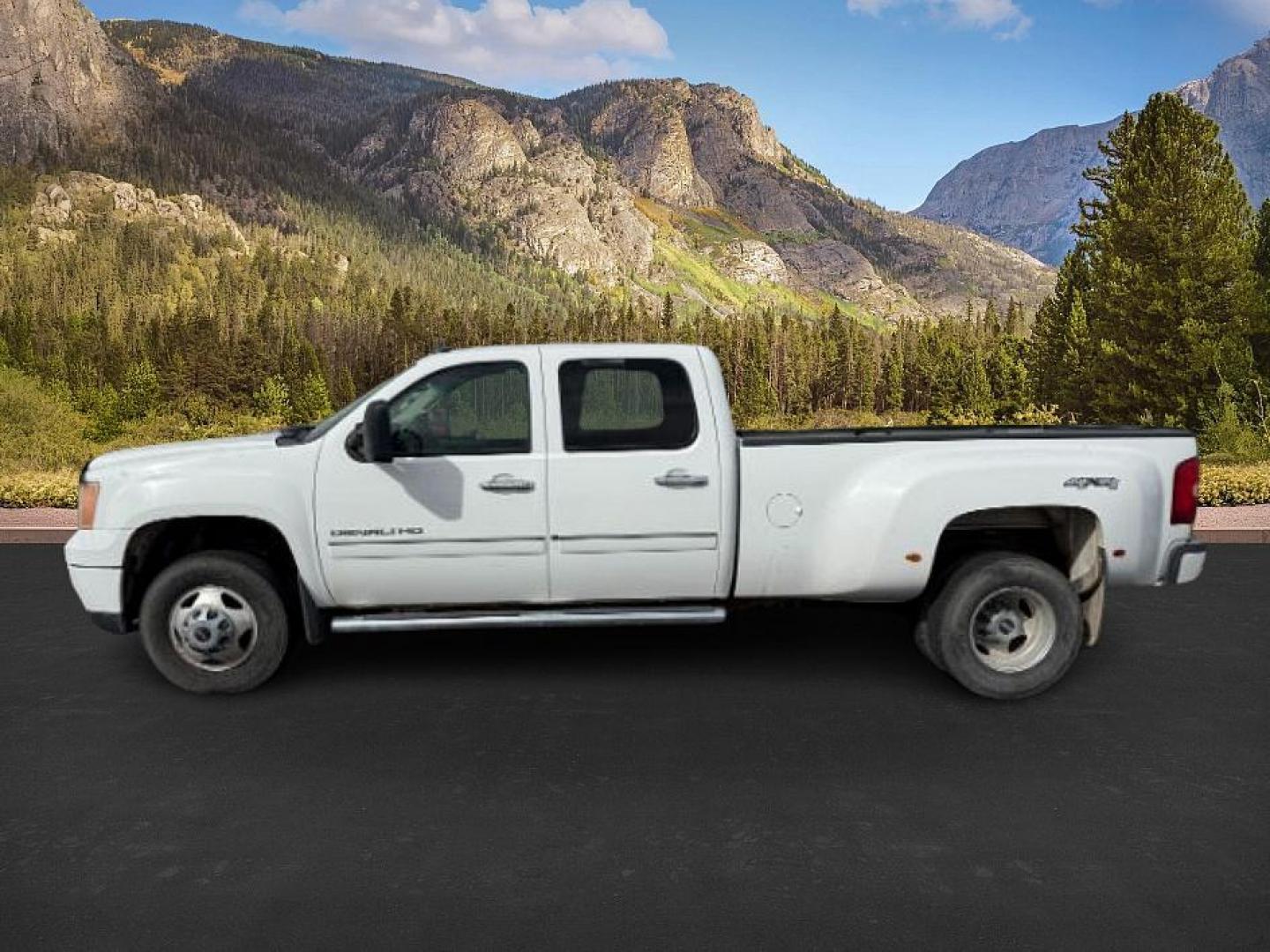 2012 Summit White /Ebony GMC Sierra 3500HD (1GT426C86CF) with an 66L V8 16V OHV TURBO DIESEL engine, Automatic transmission, located at 1175 N Woodruff Ave, Idaho Falls, ID, 83401, 43.506901, -111.999657 - At Timberline Auto, finding a great deal on your next vehicle is always easy! Our experienced sales staff's goal is to help find you the right vehicle at the right price! Our knowledgeable finance department has options for almost any credit score. We offer extended service contract options to prote - Photo#0