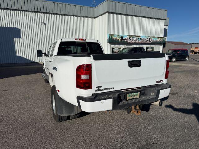 2012 Summit White /Ebony GMC Sierra 3500HD Denali (1GT426C86CF) with an 6.6L V8 16V OHV TURBO DIESEL engine, AUTOMATIC transmission, located at 1235 N Woodruff Ave., Idaho Falls, 83401, (208) 523-1053, 43.507172, -112.000488 - At Timberline Auto, finding a great deal on your next vehicle is always easy! Our experienced sales staff's goal is to help find you the right vehicle at the right price! Our knowledgeable finance department has options for almost any credit score. We offer extended service contract options to prote - Photo#25