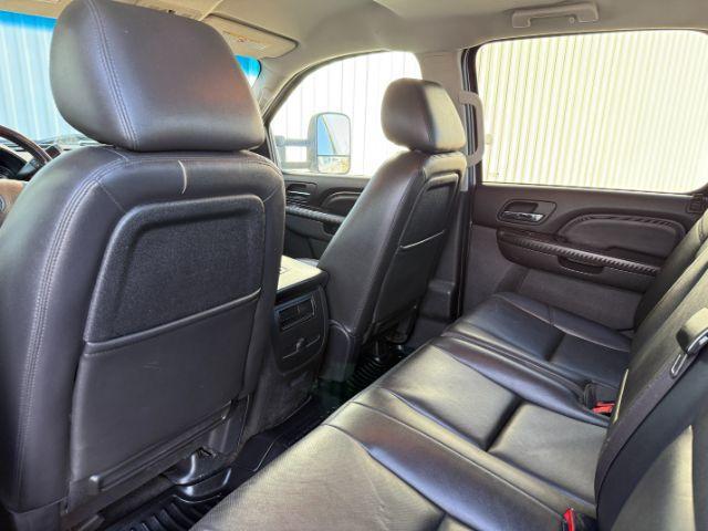 2012 Summit White /Ebony GMC Sierra 3500HD Denali (1GT426C86CF) with an 6.6L V8 16V OHV TURBO DIESEL engine, AUTOMATIC transmission, located at 1235 N Woodruff Ave., Idaho Falls, 83401, (208) 523-1053, 43.507172, -112.000488 - At Timberline Auto, finding a great deal on your next vehicle is always easy! Our experienced sales staff's goal is to help find you the right vehicle at the right price! Our knowledgeable finance department has options for almost any credit score. We offer extended service contract options to prote - Photo#44