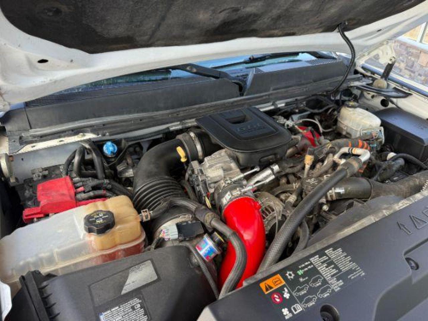 2012 Summit White /Ebony GMC Sierra 3500HD (1GT426C86CF) with an 66L V8 16V OHV TURBO DIESEL engine, Automatic transmission, located at 1175 N Woodruff Ave, Idaho Falls, ID, 83401, 43.506901, -111.999657 - At Timberline Auto, finding a great deal on your next vehicle is always easy! Our experienced sales staff's goal is to help find you the right vehicle at the right price! Our knowledgeable finance department has options for almost any credit score. We offer extended service contract options to prote - Photo#45