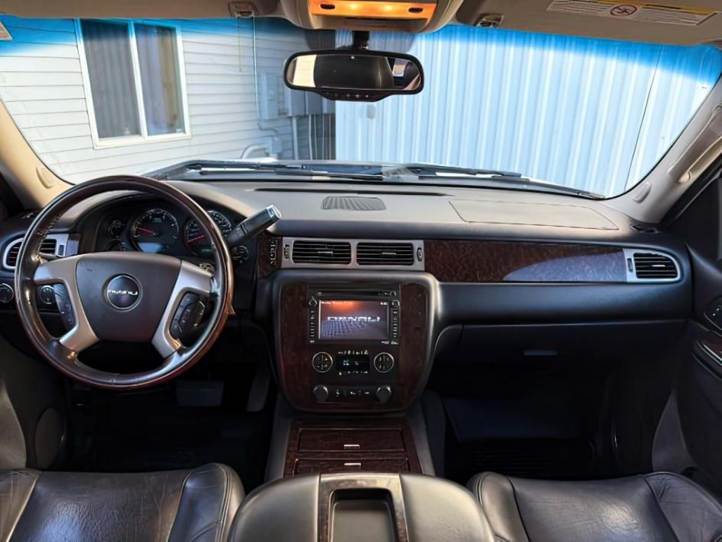 2012 Summit White /Ebony GMC Sierra 3500HD (1GT426C86CF) with an 66L V8 16V OHV TURBO DIESEL engine, Automatic transmission, located at 1175 N Woodruff Ave, Idaho Falls, ID, 83401, 43.506901, -111.999657 - At Timberline Auto, finding a great deal on your next vehicle is always easy! Our experienced sales staff's goal is to help find you the right vehicle at the right price! Our knowledgeable finance department has options for almost any credit score. We offer extended service contract options to prote - Photo#20