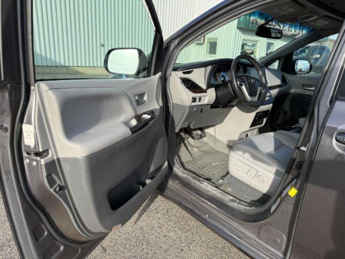 2017 GRAY /LEATHER Toyota Sienna XLE 7 Passenger | XLE 8 Passenger | XLE Premium 8 Passenger | Limited 7 Pas (5TDYZ3DC1HS) with an 3.5L V-6 port/direct injection engine, AUTOMATIC transmission, located at 1235 N Woodruff Ave., Idaho Falls, 83401, (208) 523-1053, 43.507172, -112.000488 - At Timberline Auto, finding a great deal on your next vehicle is always easy! Our experienced sales staff's goal is to help find you the right vehicle at the right price! Our knowledgeable finance department has options for almost any credit score. We offer extended service contract options to prote - Photo#35
