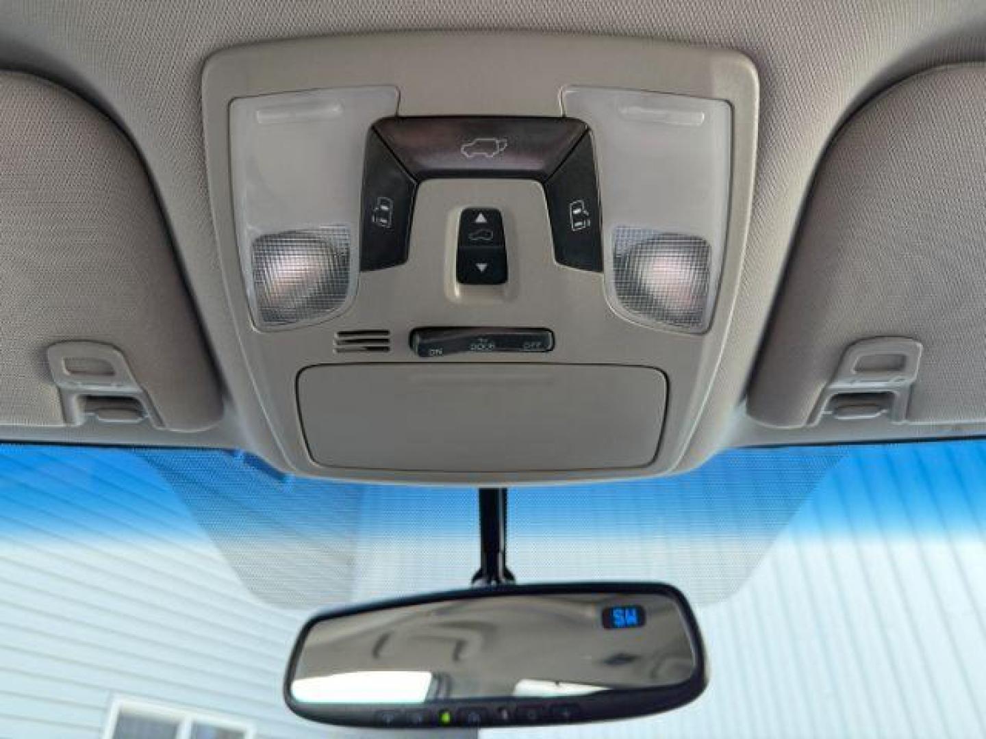 2017 GRAY /LEATHER Toyota Sienna XLE 7 Passenger | XLE 8 Passenger | XLE Premium 8 Passenger | Limited 7 Pas (5TDYZ3DC1HS) with an 3.5L V-6 port/direct injection engine, AUTOMATIC transmission, located at 1235 N Woodruff Ave., Idaho Falls, 83401, (208) 523-1053, 43.507172, -112.000488 - At Timberline Auto, finding a great deal on your next vehicle is always easy! Our experienced sales staff's goal is to help find you the right vehicle at the right price! Our knowledgeable finance department has options for almost any credit score. We offer extended service contract options to prote - Photo#42