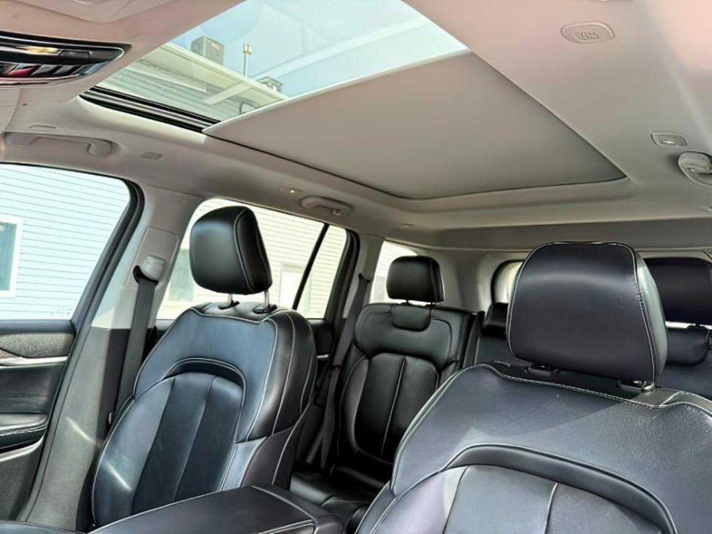 2022 BLACK /Global Black Jeep Grand Cherokee 4xe (1C4RJYB63N8) with an 2L I-4 HYBRID engine, Automatic transmission, located at 1175 N Woodruff Ave, Idaho Falls, ID, 83401, 43.506901, -111.999657 - At Timberline Auto, finding a great deal on your next vehicle is always easy! Our experienced sales staff's goal is to help find you the right vehicle at the right price! Our knowledgeable finance department has options for almost any credit score. We offer extended service contract options to prote - Photo#23