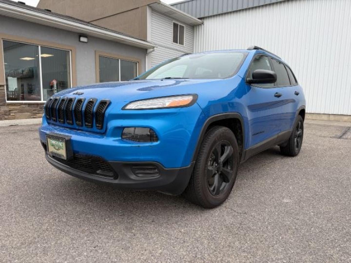 2017 Hydro Blue Pearlcoat /Black Jeep Cherokee Altitude 4x4 (1C4PJMAB4HW) with an Tigershark MultiAir 2.4L I-4 variable valve contro engine, AUTOMATIC transmission, located at 1235 N Woodruff Ave., Idaho Falls, 83401, (208) 523-1053, 43.507172, -112.000488 - At Timberline Auto, finding a great deal on your next vehicle is always easy! Our experienced sales staff's goal is to help find you the right vehicle at the right price! Our knowledgeable finance department has options for almost any credit score. We offer extended service contract options to prote - Photo#1