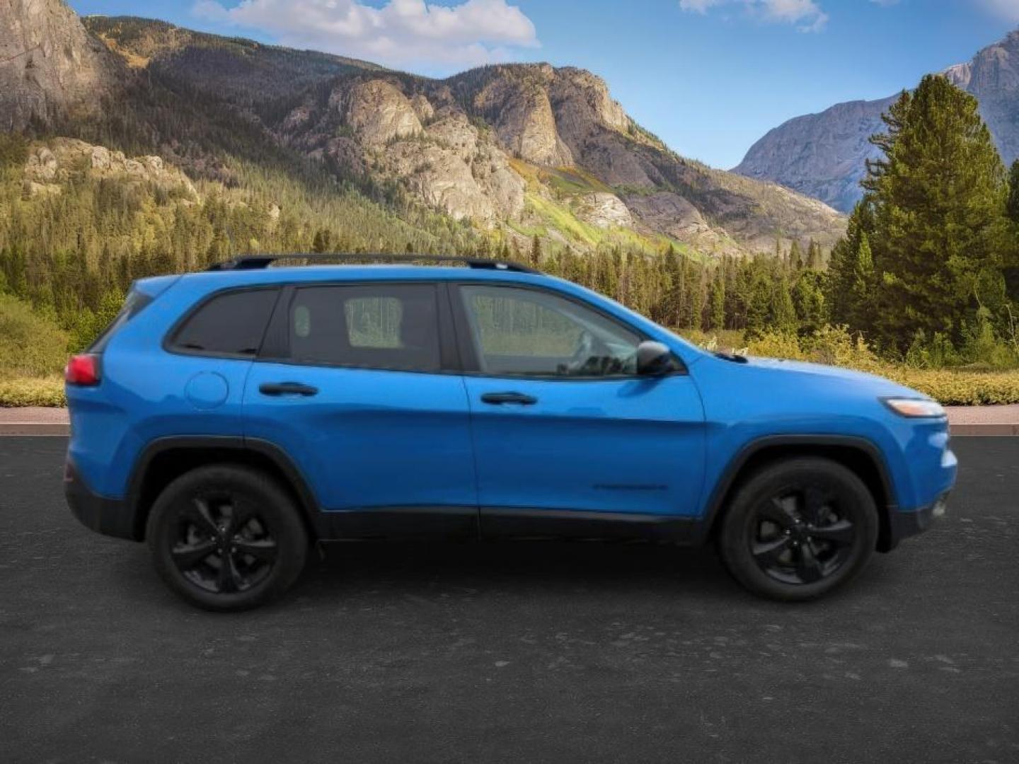 2017 Hydro Blue Pearlcoat /Black Jeep Cherokee (1C4PJMAB4HW) with an Tigershark MultiAir 24L I-4 variable valve contro engine, Automatic transmission, located at 1175 N Woodruff Ave, Idaho Falls, ID, 83401, 43.506901, -111.999657 - Photo#6