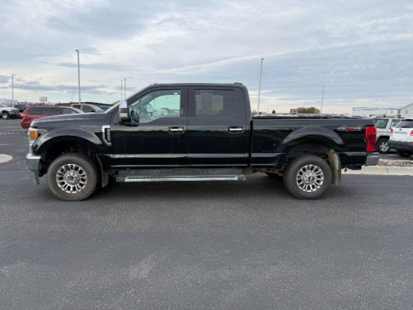 2022 BLACK /Black Onyx Ford F-350 (1FT8W3BT8NE) with an Powerstroke 67L V-8 diesel direct injection engine, Automatic transmission, located at 1175 N Woodruff Ave, Idaho Falls, ID, 83401, 43.506901, -111.999657 - At Timberline Auto, finding a great deal on your next vehicle is always easy! Our experienced sales staff's goal is to help find you the right vehicle at the right price! Our knowledgeable finance department has options for almost any credit score. We offer extended service contract options to prote - Photo#1