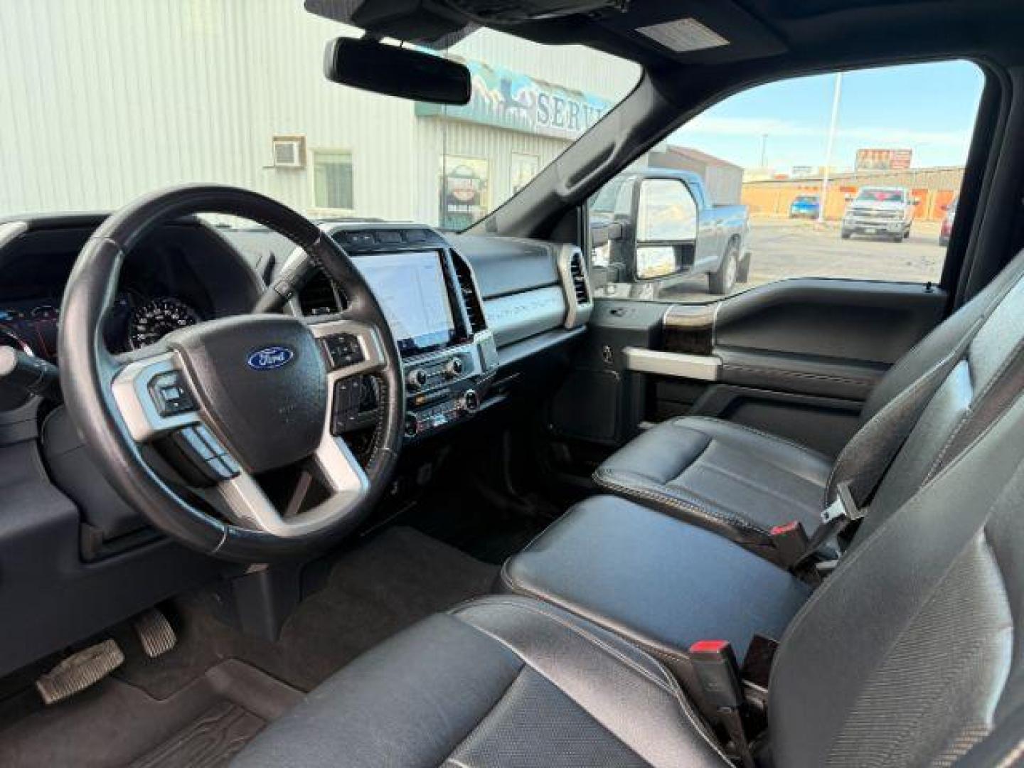 2022 BLACK /Black Onyx Ford F-350 (1FT8W3BT8NE) with an Powerstroke 67L V-8 diesel direct injection engine, Automatic transmission, located at 1175 N Woodruff Ave, Idaho Falls, ID, 83401, 43.506901, -111.999657 - At Timberline Auto, finding a great deal on your next vehicle is always easy! Our experienced sales staff's goal is to help find you the right vehicle at the right price! Our knowledgeable finance department has options for almost any credit score. We offer extended service contract options to prote - Photo#40