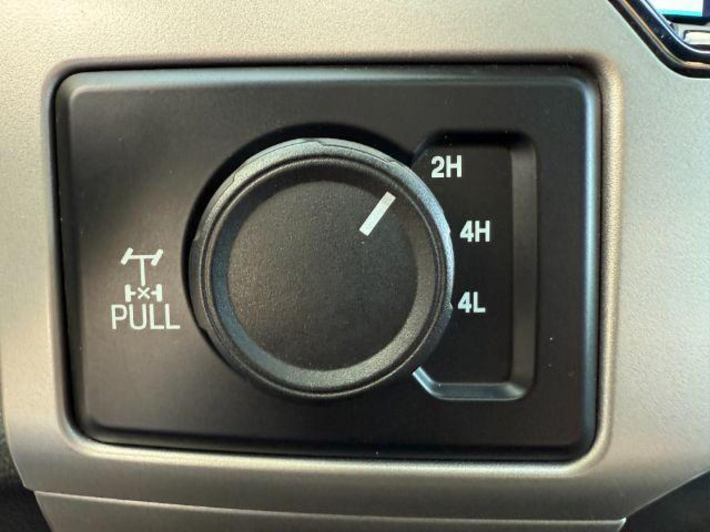 2022 BLACK /Black Onyx Ford F-350 (1FT8W3BT8NE) with an Powerstroke 67L V-8 diesel direct injection engine, Automatic transmission, located at 1175 N Woodruff Ave, Idaho Falls, ID, 83401, 43.506901, -111.999657 - At Timberline Auto, finding a great deal on your next vehicle is always easy! Our experienced sales staff's goal is to help find you the right vehicle at the right price! Our knowledgeable finance department has options for almost any credit score. We offer extended service contract options to prote - Photo#45