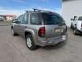 2003 GOLD /Medium Pewter Chevrolet TrailBlazer (1GNDT13S432) with an Vortec 42L I-6 DOHC engine, Automatic transmission, located at 1175 N Woodruff Ave, Idaho Falls, ID, 83401, 43.506901, -111.999657 - At Timberline Auto, finding a great deal on your next vehicle is always easy! Our experienced sales staff's goal is to help find you the right vehicle at the right price! Our knowledgeable finance department has options for almost any credit score. We offer extended service contract options to prote - Photo#21