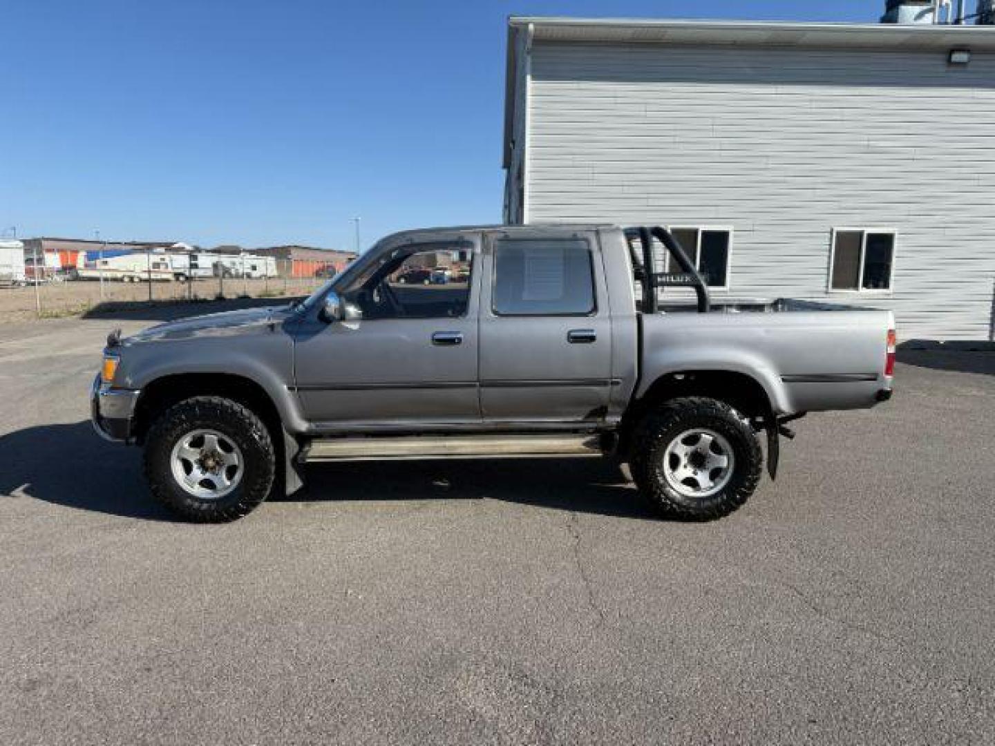 1996 SILVER /GREY CLOTH Toyota HILUX (YN107000216) , Manual transmission, located at 1175 N Woodruff Ave, Idaho Falls, ID, 83401, 43.506901, -111.999657 - At Timberline Auto, finding a great deal on your next vehicle is always easy! Our experienced sales staff's goal is to help find you the right vehicle at the right price! Our knowledgeable finance department has options for almost any credit score. We offer extended service contract options to prote - Photo#18