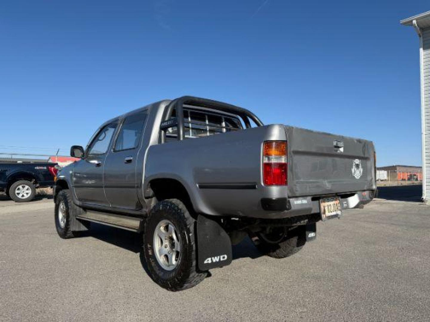 1996 SILVER /GREY CLOTH Toyota HILUX (YN107000216) , Manual transmission, located at 1175 N Woodruff Ave, Idaho Falls, ID, 83401, 43.506901, -111.999657 - At Timberline Auto, finding a great deal on your next vehicle is always easy! Our experienced sales staff's goal is to help find you the right vehicle at the right price! Our knowledgeable finance department has options for almost any credit score. We offer extended service contract options to prote - Photo#19