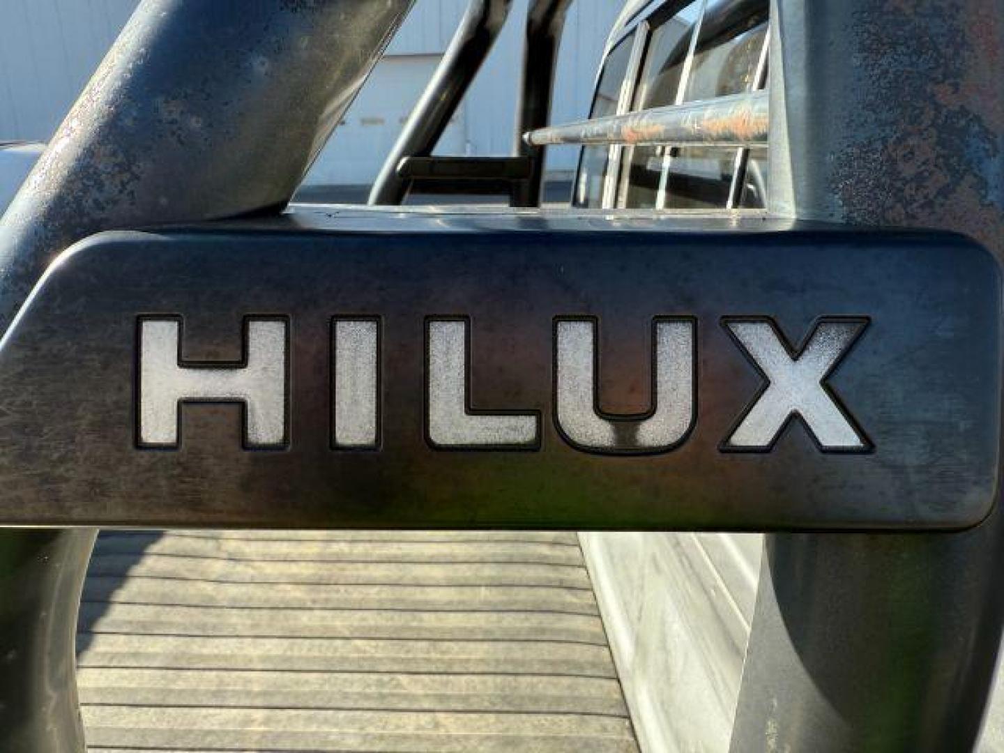 1996 SILVER /GREY CLOTH Toyota HILUX (YN107000216) , Manual transmission, located at 1175 N Woodruff Ave, Idaho Falls, ID, 83401, 43.506901, -111.999657 - At Timberline Auto, finding a great deal on your next vehicle is always easy! Our experienced sales staff's goal is to help find you the right vehicle at the right price! Our knowledgeable finance department has options for almost any credit score. We offer extended service contract options to prote - Photo#32