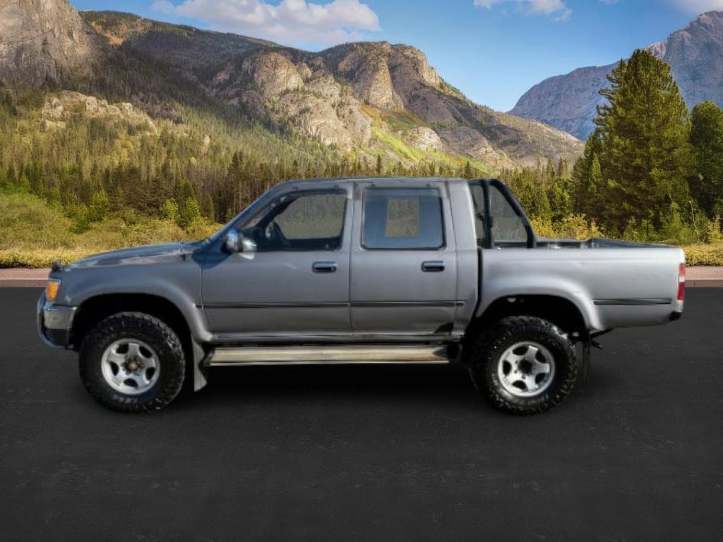 1996 SILVER /GREY CLOTH Toyota HILUX (YN107000216) , Manual transmission, located at 1175 N Woodruff Ave, Idaho Falls, ID, 83401, 43.506901, -111.999657 - At Timberline Auto, finding a great deal on your next vehicle is always easy! Our experienced sales staff's goal is to help find you the right vehicle at the right price! Our knowledgeable finance department has options for almost any credit score. We offer extended service contract options to prote - Photo#1