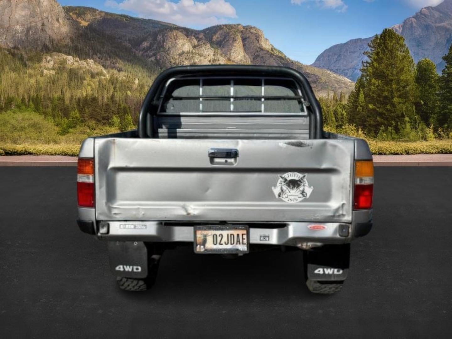 1996 SILVER /GREY CLOTH Toyota HILUX (YN107000216) , Manual transmission, located at 1175 N Woodruff Ave, Idaho Falls, ID, 83401, 43.506901, -111.999657 - At Timberline Auto, finding a great deal on your next vehicle is always easy! Our experienced sales staff's goal is to help find you the right vehicle at the right price! Our knowledgeable finance department has options for almost any credit score. We offer extended service contract options to prote - Photo#3