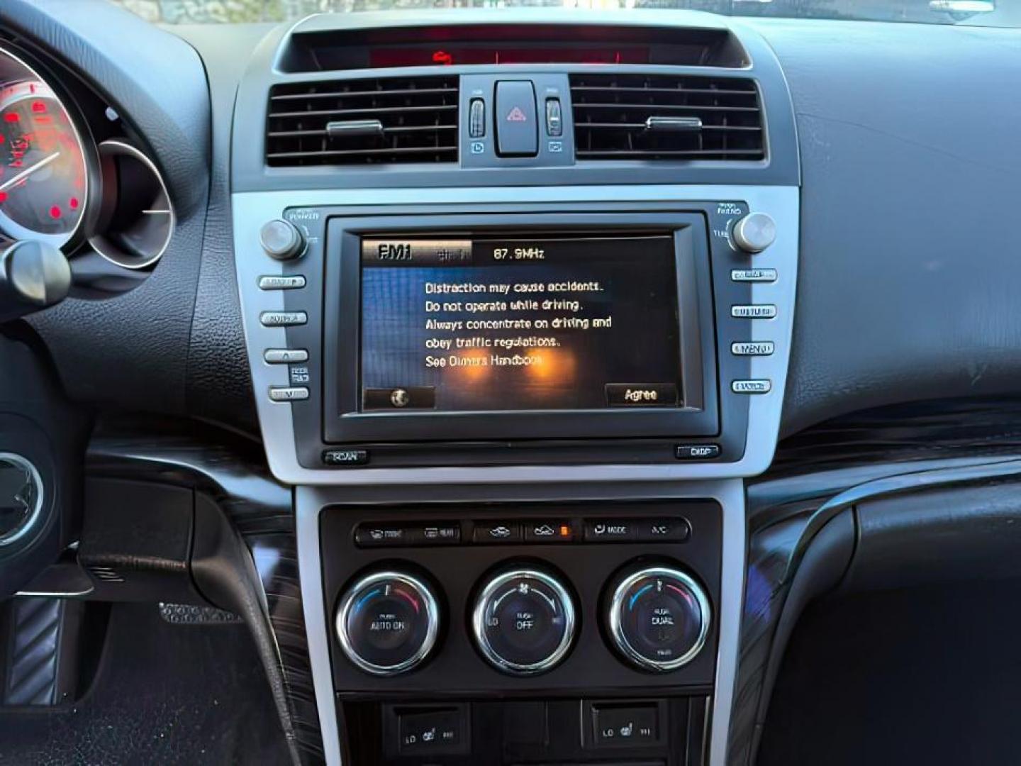 2010 Ebony Black /Black Mazda Mazda6 (1YVHZ8CB4A5) with an 37L V-6 DOHC engine, Automatic transmission, located at 1175 N Woodruff Ave, Idaho Falls, ID, 83401, 43.506901, -111.999657 - Photo#11