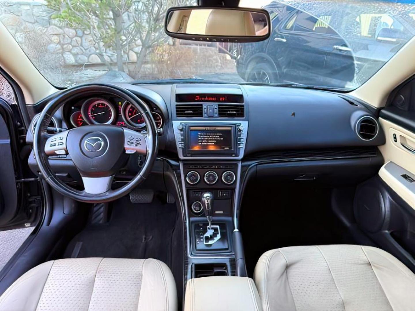 2010 Ebony Black /Black Mazda Mazda6 (1YVHZ8CB4A5) with an 37L V-6 DOHC engine, Automatic transmission, located at 1175 N Woodruff Ave, Idaho Falls, ID, 83401, 43.506901, -111.999657 - Photo#15