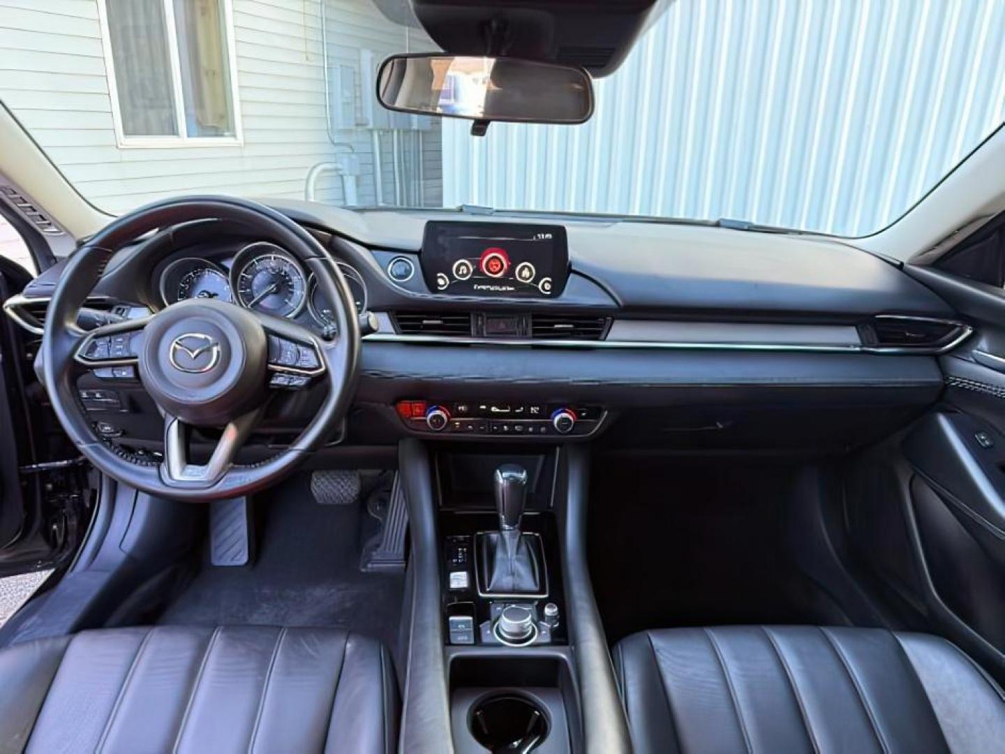 2021 BLACK /LEATHER Mazda Mazda6 (JM1GL1VMXM1) with an 25 engine, Automatic transmission, located at 1175 N Woodruff Ave, Idaho Falls, ID, 83401, 43.506901, -111.999657 - At Timberline Auto, finding a great deal on your next vehicle is always easy! Our experienced sales staff's goal is to help find you the right vehicle at the right price! Our knowledgeable finance department has options for almost any credit score. We offer extended service contract options to prote - Photo#21