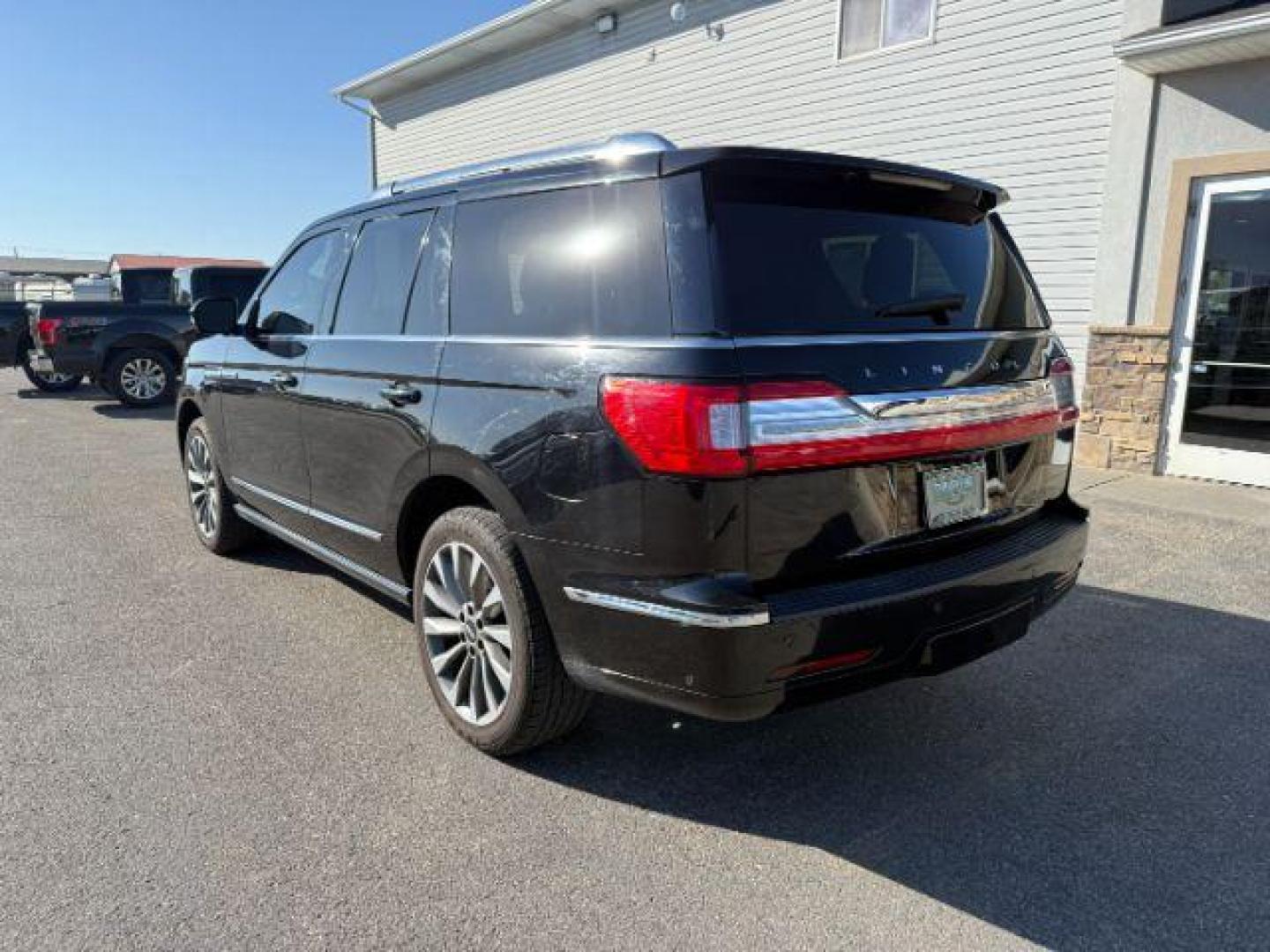 2020 Infinite Black /Ebony Lincoln Navigator (5LMJJ2LT8LE) with an EcoBoost 35L V-6 portdirect injection engine, Automatic transmission, located at 1175 N Woodruff Ave, Idaho Falls, ID, 83401, 43.506901, -111.999657 - At Timberline Auto, finding a great deal on your next vehicle is always easy! Our experienced sales staff's goal is to help find you the right vehicle at the right price! Our knowledgeable finance department has options for almost any credit score. We offer extended service contract options to prote - Photo#33