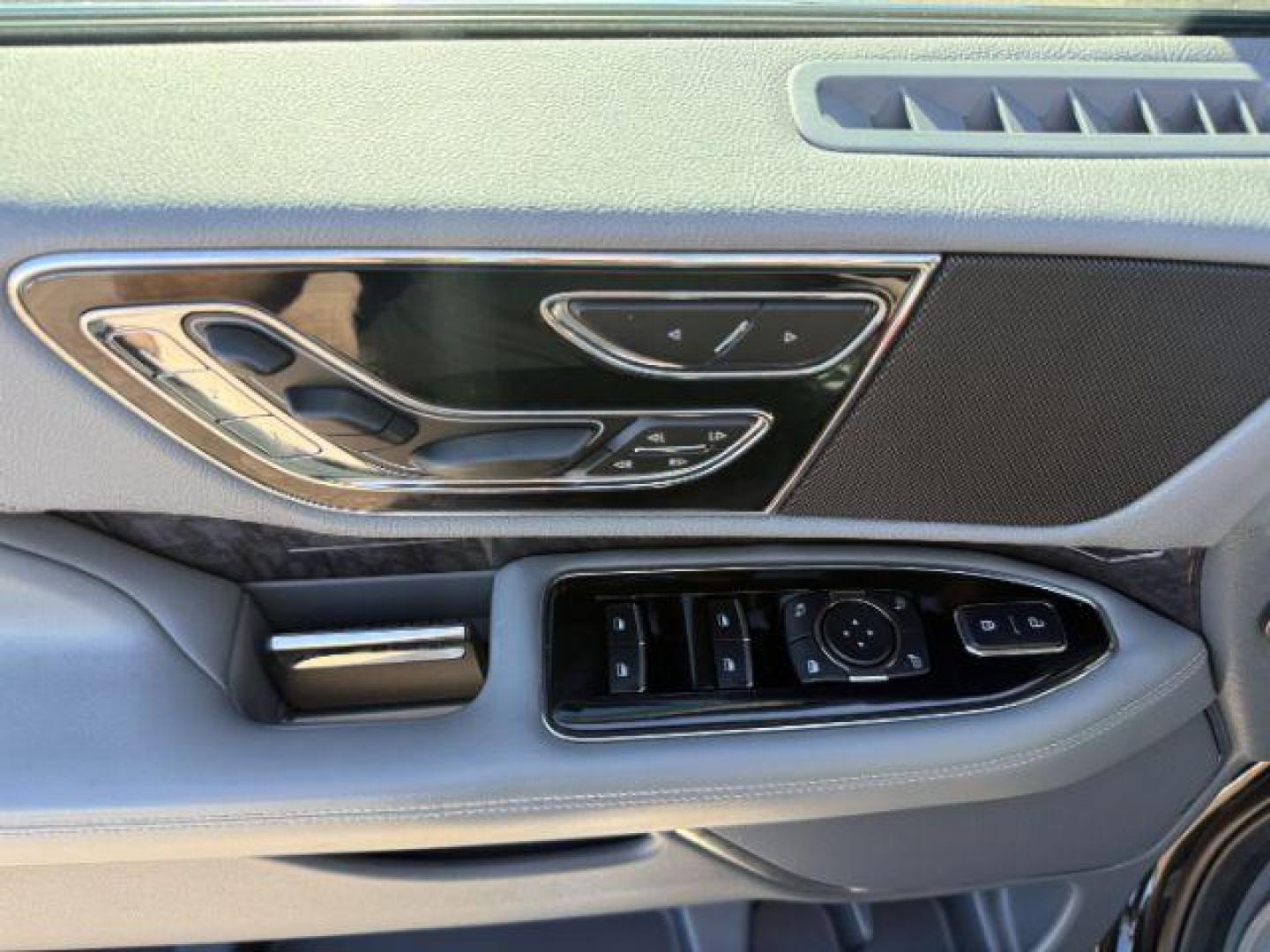 2020 Infinite Black /Ebony Lincoln Navigator (5LMJJ2LT8LE) with an EcoBoost 35L V-6 portdirect injection engine, Automatic transmission, located at 1175 N Woodruff Ave, Idaho Falls, ID, 83401, 43.506901, -111.999657 - At Timberline Auto, finding a great deal on your next vehicle is always easy! Our experienced sales staff's goal is to help find you the right vehicle at the right price! Our knowledgeable finance department has options for almost any credit score. We offer extended service contract options to prote - Photo#56