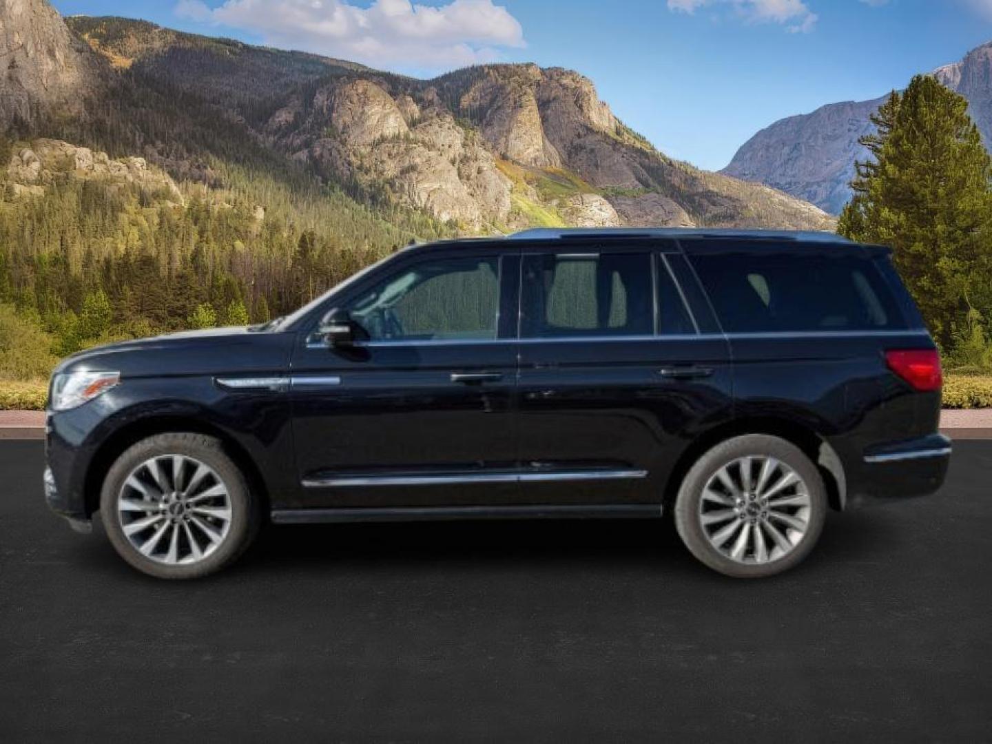 2020 Infinite Black /Ebony Lincoln Navigator (5LMJJ2LT8LE) with an EcoBoost 35L V-6 portdirect injection engine, Automatic transmission, located at 1175 N Woodruff Ave, Idaho Falls, ID, 83401, 43.506901, -111.999657 - At Timberline Auto, finding a great deal on your next vehicle is always easy! Our experienced sales staff's goal is to help find you the right vehicle at the right price! Our knowledgeable finance department has options for almost any credit score. We offer extended service contract options to prote - Photo#1