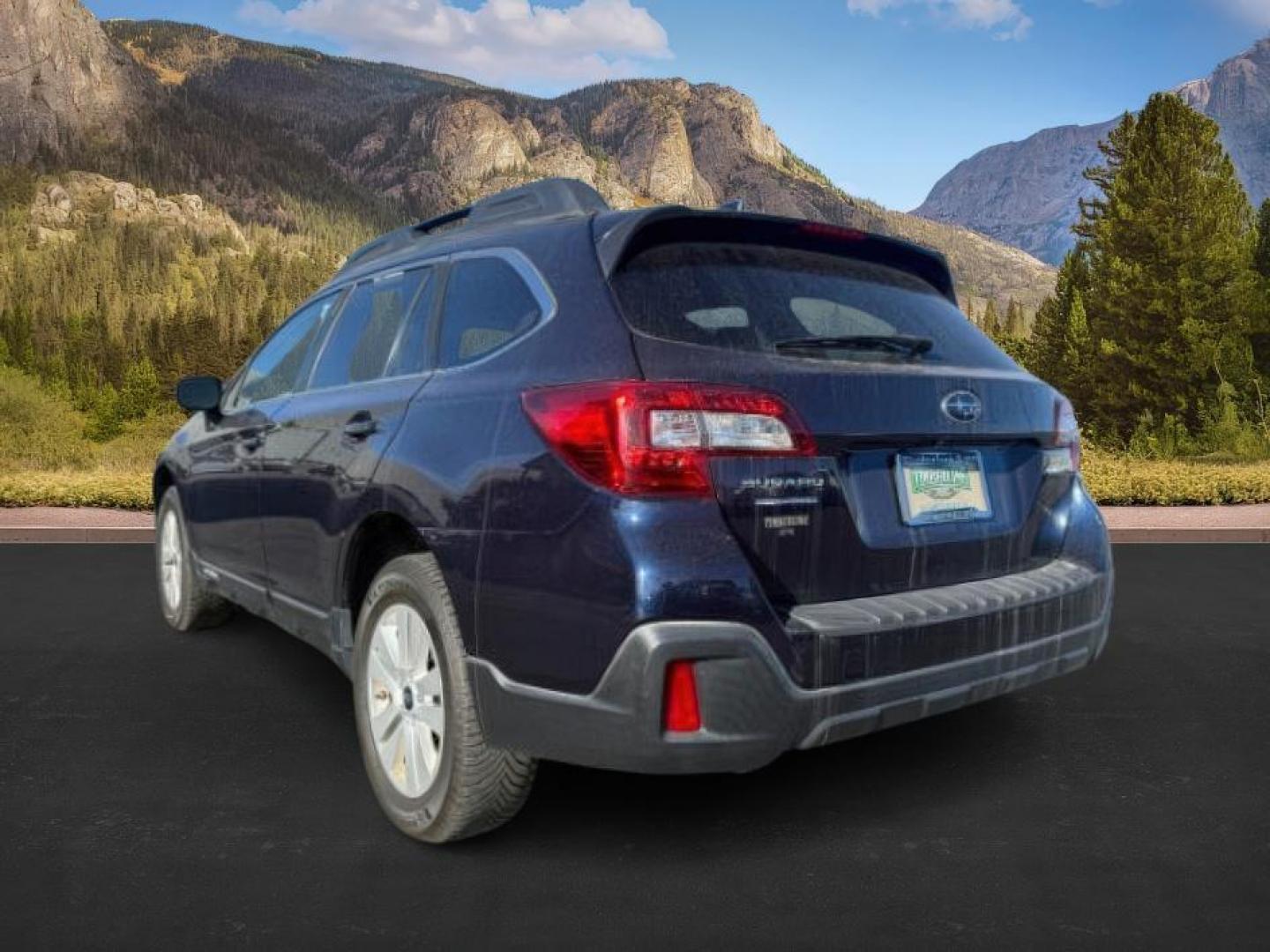 2018 BLUE /Slate Black Subaru Outback (4S4BSACC0J3) with an 25L H-4 DOHC engine, Automatic transmission, located at 1175 N Woodruff Ave, Idaho Falls, ID, 83401, 43.506901, -111.999657 - At Timberline Auto, finding a great deal on your next vehicle is always easy! Our experienced sales staff's goal is to help find you the right vehicle at the right price! Our knowledgeable finance department has options for almost any credit score. We offer extended service contract options to prote - Photo#2