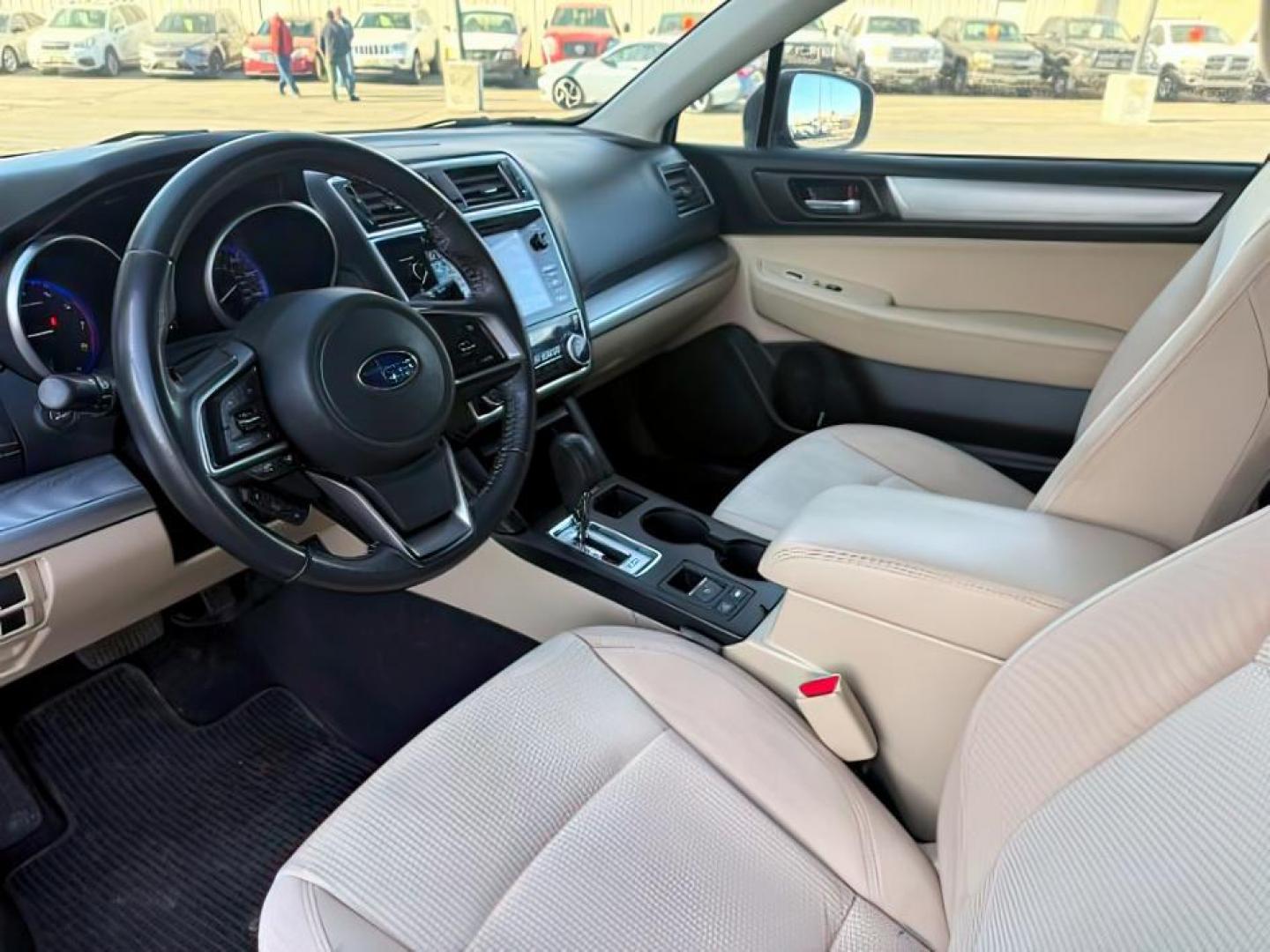 2018 BLUE /Slate Black Subaru Outback (4S4BSACC0J3) with an 25L H-4 DOHC engine, Automatic transmission, located at 1175 N Woodruff Ave, Idaho Falls, ID, 83401, 43.506901, -111.999657 - At Timberline Auto, finding a great deal on your next vehicle is always easy! Our experienced sales staff's goal is to help find you the right vehicle at the right price! Our knowledgeable finance department has options for almost any credit score. We offer extended service contract options to prote - Photo#13