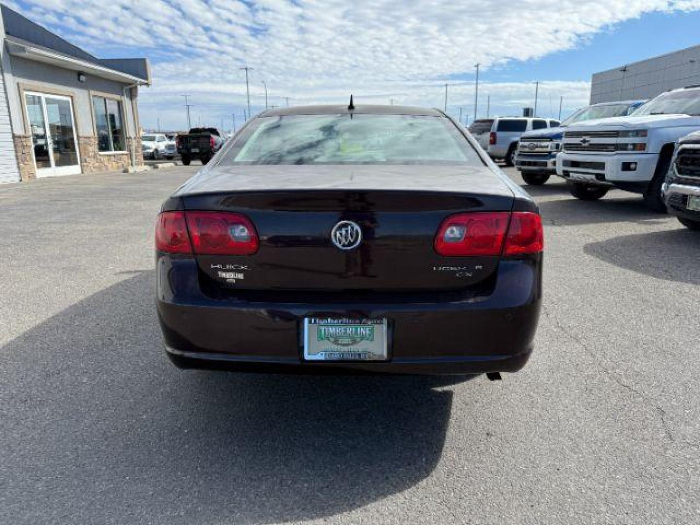 2008 MAROON /LEATHER Buick Lucerne (1G4HD572X8U) with an 38L V-6 regular unleaded engine, Automatic transmission, located at 1175 N Woodruff Ave, Idaho Falls, ID, 83401, 43.506901, -111.999657 - At Timberline Auto, finding a great deal on your next vehicle is always easy! Our experienced sales staff's goal is to help find you the right vehicle at the right price! Our knowledgeable finance department has options for almost any credit score. We offer extended service contract options to prote - Photo#3