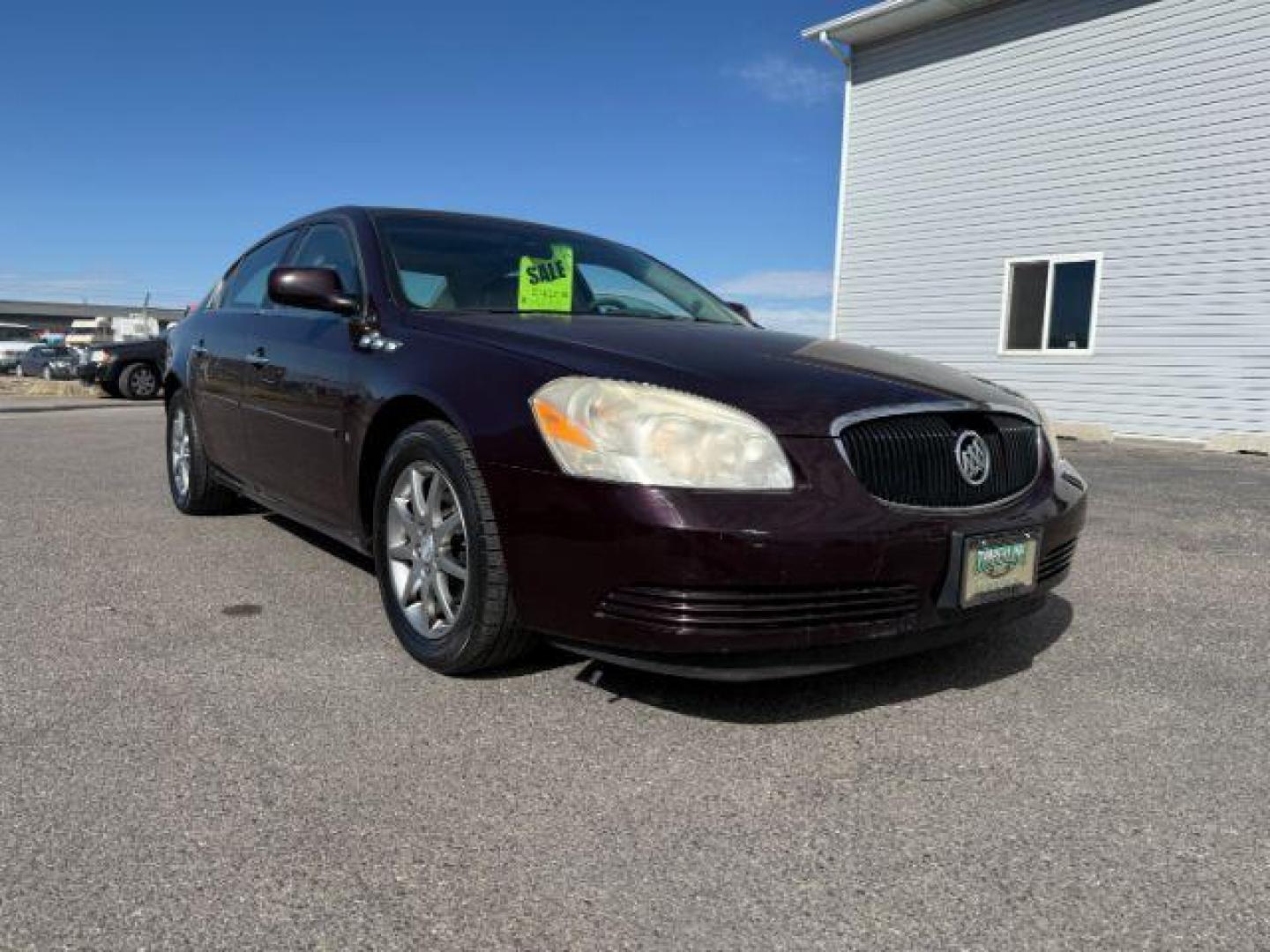 2008 MAROON /LEATHER Buick Lucerne (1G4HD572X8U) with an 38L V-6 regular unleaded engine, Automatic transmission, located at 1175 N Woodruff Ave, Idaho Falls, ID, 83401, 43.506901, -111.999657 - At Timberline Auto, finding a great deal on your next vehicle is always easy! Our experienced sales staff's goal is to help find you the right vehicle at the right price! Our knowledgeable finance department has options for almost any credit score. We offer extended service contract options to prote - Photo#6
