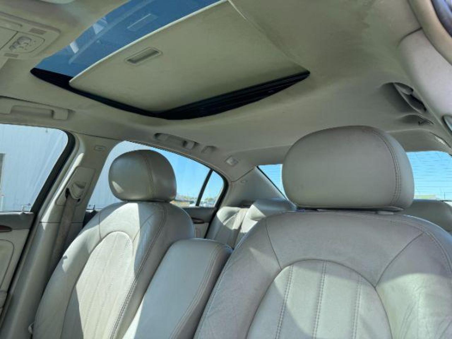 2008 MAROON /LEATHER Buick Lucerne (1G4HD572X8U) with an 38L V-6 regular unleaded engine, Automatic transmission, located at 1175 N Woodruff Ave, Idaho Falls, ID, 83401, 43.506901, -111.999657 - At Timberline Auto, finding a great deal on your next vehicle is always easy! Our experienced sales staff's goal is to help find you the right vehicle at the right price! Our knowledgeable finance department has options for almost any credit score. We offer extended service contract options to prote - Photo#14