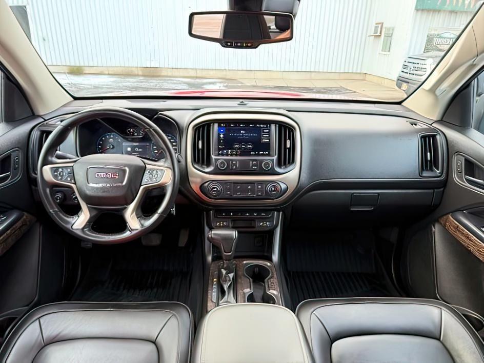2021 RED /Jet Black GMC Canyon (1GTG6EEN5M1) with an 36L V-6 gasoline direct injection engine, Automatic transmission, located at 1175 N Woodruff Ave, Idaho Falls, ID, 83401, 43.506901, -111.999657 - At Timberline Auto, finding a great deal on your next vehicle is always easy! Our experienced sales staff's goal is to help find you the right vehicle at the right price! Our knowledgeable finance department has options for almost any credit score. We offer extended service contract options to prote - Photo#21