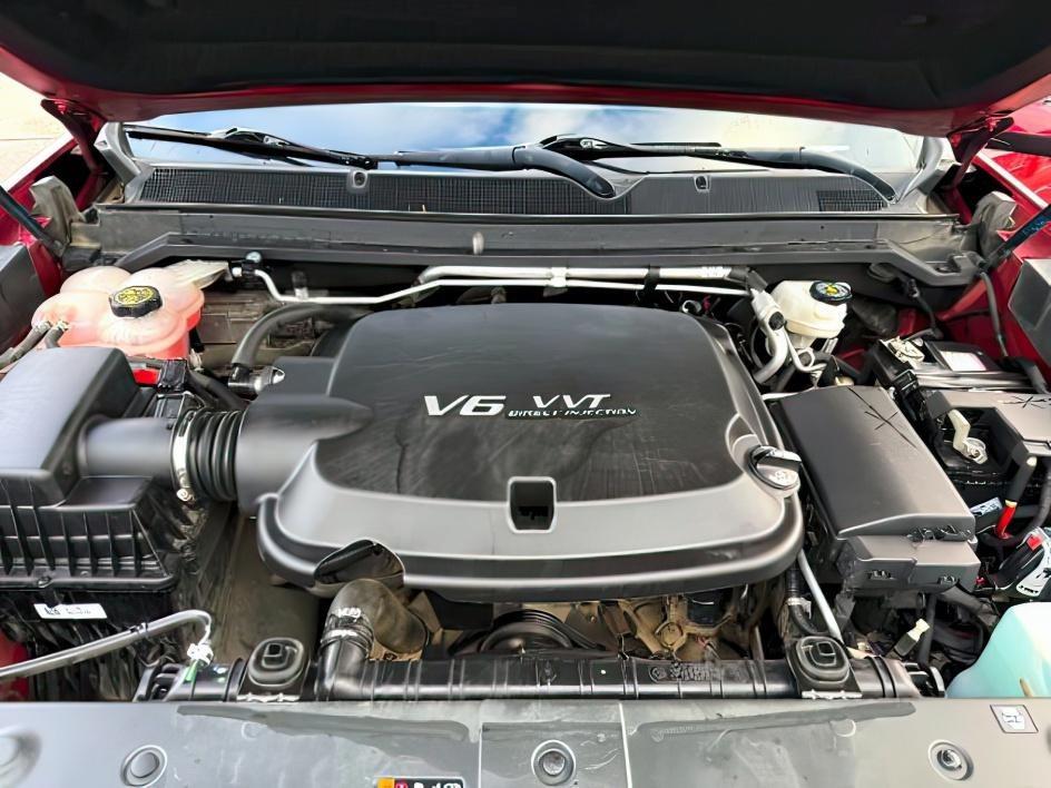 2021 RED /Jet Black GMC Canyon (1GTG6EEN5M1) with an 36L V-6 gasoline direct injection engine, Automatic transmission, located at 1175 N Woodruff Ave, Idaho Falls, ID, 83401, 43.506901, -111.999657 - At Timberline Auto, finding a great deal on your next vehicle is always easy! Our experienced sales staff's goal is to help find you the right vehicle at the right price! Our knowledgeable finance department has options for almost any credit score. We offer extended service contract options to prote - Photo#24