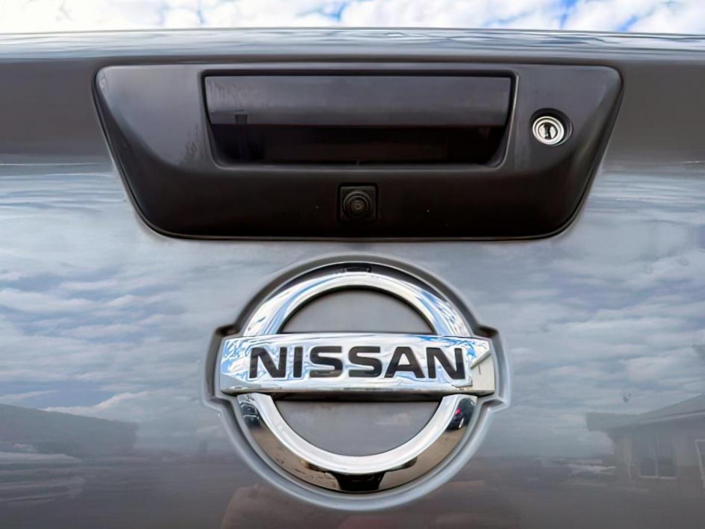 2017 Magnetic Black /Black Nissan TITAN XD (1N6BA1F46HN) with an 5L V-8 diesel direct injection engine, Automatic transmission, located at 1175 N Woodruff Ave, Idaho Falls, ID, 83401, 43.506901, -111.999657 - At Timberline Auto, finding a great deal on your next vehicle is always easy! Our experienced sales staff's goal is to help find you the right vehicle at the right price! Our knowledgeable finance department has options for almost any credit score. We offer extended service contract options to prote - Photo#4