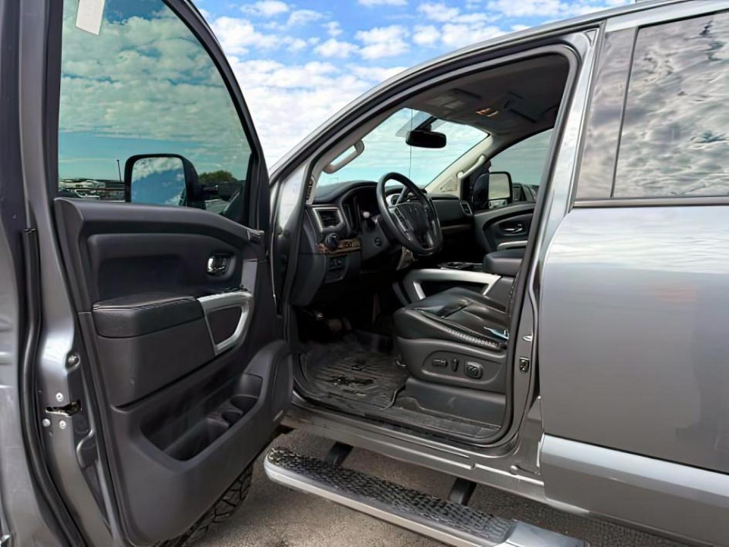 2017 Magnetic Black /Black Nissan TITAN XD (1N6BA1F46HN) with an 5L V-8 diesel direct injection engine, Automatic transmission, located at 1175 N Woodruff Ave, Idaho Falls, ID, 83401, 43.506901, -111.999657 - At Timberline Auto, finding a great deal on your next vehicle is always easy! Our experienced sales staff's goal is to help find you the right vehicle at the right price! Our knowledgeable finance department has options for almost any credit score. We offer extended service contract options to prote - Photo#10