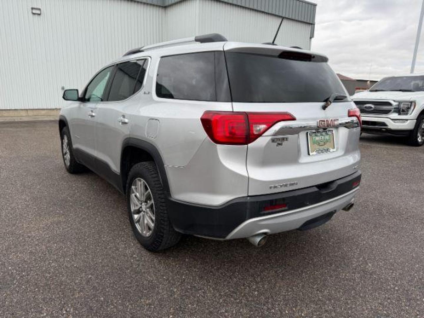 2019 SILVER /Jet Black GMC Acadia (1GKKNSLS0KZ) with an 36L V-6 gasoline direct injection engine, Automatic transmission, located at 1175 N Woodruff Ave, Idaho Falls, ID, 83401, 43.506901, -111.999657 - At Timberline Auto, finding a great deal on your next vehicle is always easy! Our experienced sales staff's goal is to help find you the right vehicle at the right price! Our knowledgeable finance department has options for almost any credit score. We offer extended service contract options to prote - Photo#29