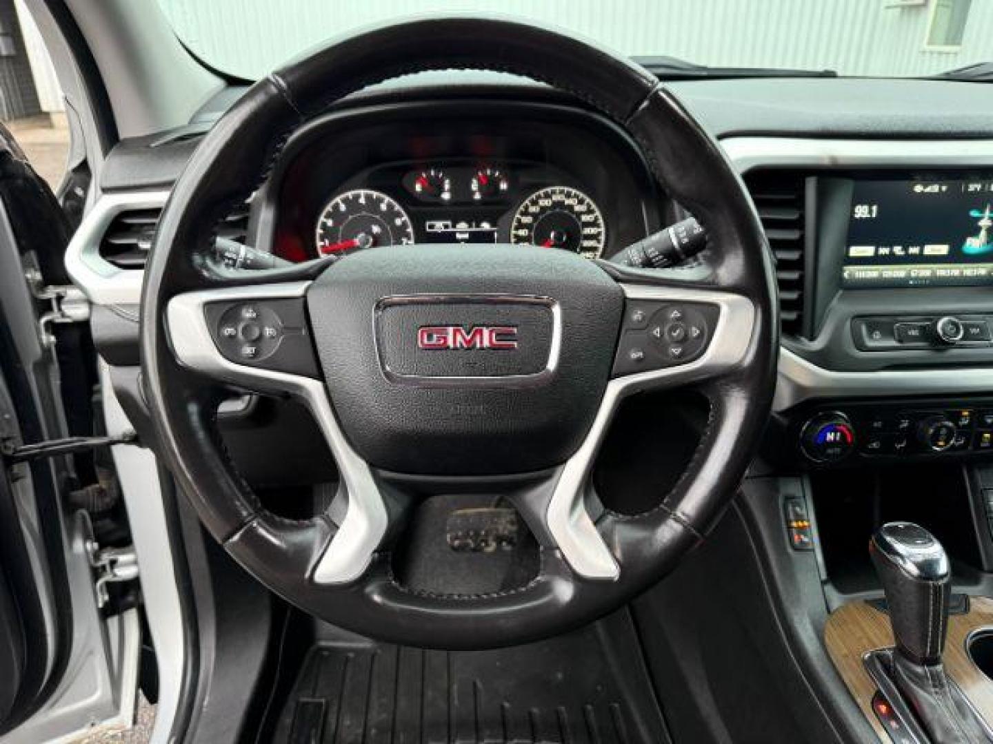 2019 SILVER /Jet Black GMC Acadia (1GKKNSLS0KZ) with an 36L V-6 gasoline direct injection engine, Automatic transmission, located at 1175 N Woodruff Ave, Idaho Falls, ID, 83401, 43.506901, -111.999657 - At Timberline Auto, finding a great deal on your next vehicle is always easy! Our experienced sales staff's goal is to help find you the right vehicle at the right price! Our knowledgeable finance department has options for almost any credit score. We offer extended service contract options to prote - Photo#43