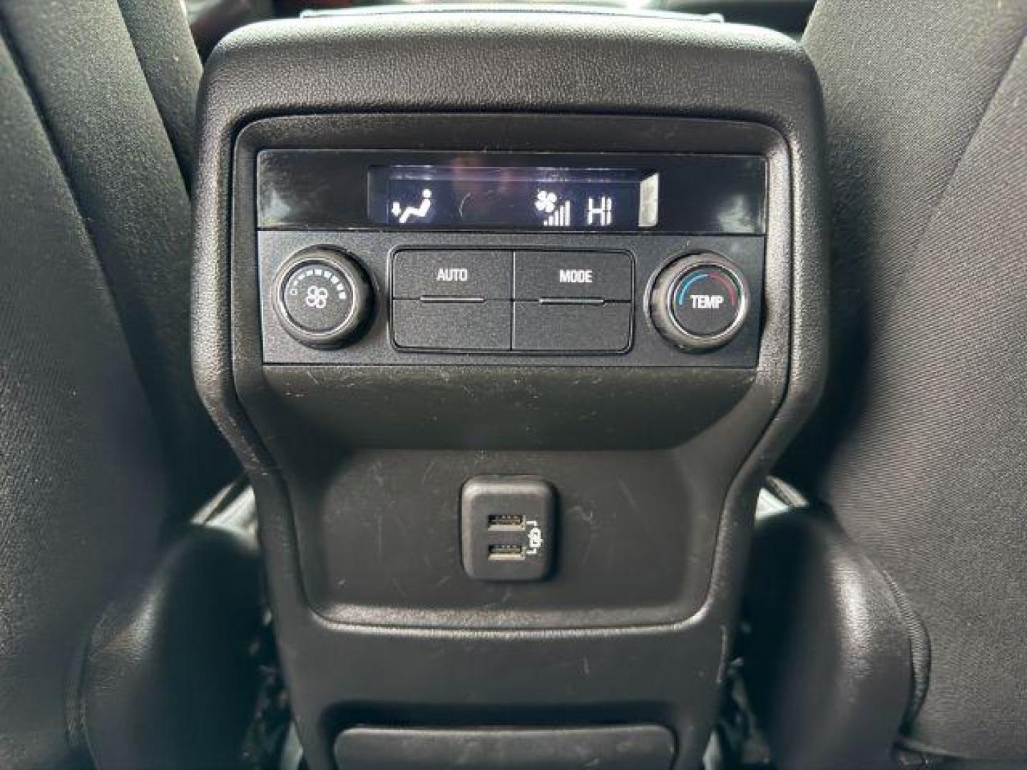 2019 SILVER /Jet Black GMC Acadia (1GKKNSLS0KZ) with an 36L V-6 gasoline direct injection engine, Automatic transmission, located at 1175 N Woodruff Ave, Idaho Falls, ID, 83401, 43.506901, -111.999657 - At Timberline Auto, finding a great deal on your next vehicle is always easy! Our experienced sales staff's goal is to help find you the right vehicle at the right price! Our knowledgeable finance department has options for almost any credit score. We offer extended service contract options to prote - Photo#51