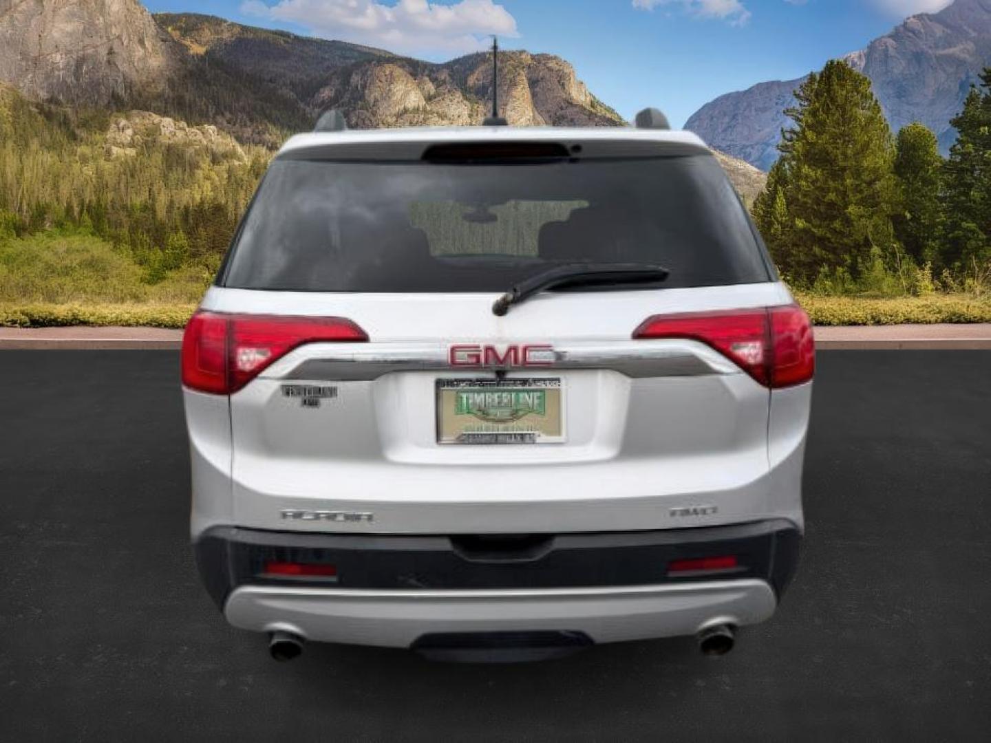 2019 SILVER /Jet Black GMC Acadia (1GKKNSLS0KZ) with an 36L V-6 gasoline direct injection engine, Automatic transmission, located at 1175 N Woodruff Ave, Idaho Falls, ID, 83401, 43.506901, -111.999657 - At Timberline Auto, finding a great deal on your next vehicle is always easy! Our experienced sales staff's goal is to help find you the right vehicle at the right price! Our knowledgeable finance department has options for almost any credit score. We offer extended service contract options to prote - Photo#3