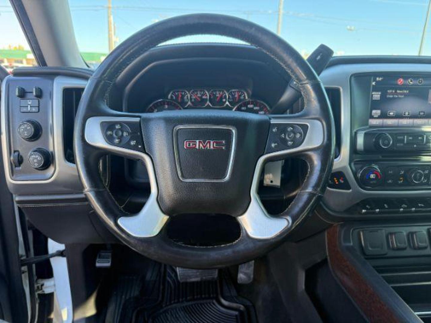 2015 Summit White /Jet Black GMC Sierra 1500 (3GTU2VEC2FG) with an 53 VORTEC engine, Automatic transmission, located at 1175 N Woodruff Ave, Idaho Falls, ID, 83401, 43.506901, -111.999657 - At Timberline Auto, finding a great deal on your next vehicle is always easy! Our experienced sales staff's goal is to help find you the right vehicle at the right price! Our knowledgeable finance department has options for almost any credit score. We offer extended service contract options to prote - Photo#31