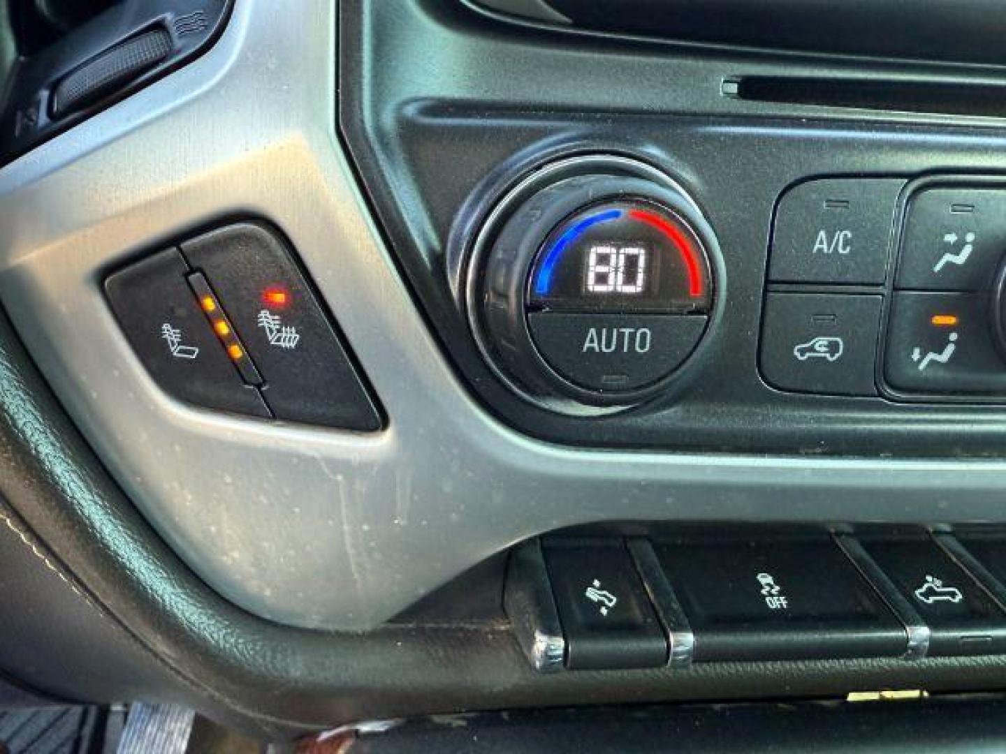 2015 Summit White /Jet Black GMC Sierra 1500 (3GTU2VEC2FG) with an 53 VORTEC engine, Automatic transmission, located at 1175 N Woodruff Ave, Idaho Falls, ID, 83401, 43.506901, -111.999657 - At Timberline Auto, finding a great deal on your next vehicle is always easy! Our experienced sales staff's goal is to help find you the right vehicle at the right price! Our knowledgeable finance department has options for almost any credit score. We offer extended service contract options to prote - Photo#33