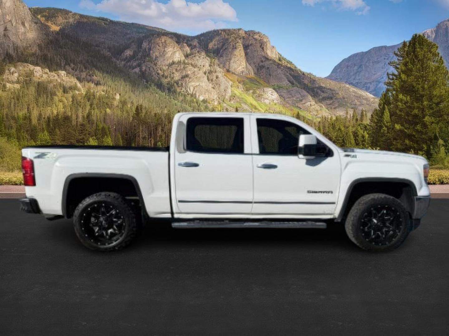 2015 Summit White /Jet Black GMC Sierra 1500 (3GTU2VEC2FG) with an 53 VORTEC engine, Automatic transmission, located at 1175 N Woodruff Ave, Idaho Falls, ID, 83401, 43.506901, -111.999657 - At Timberline Auto, finding a great deal on your next vehicle is always easy! Our experienced sales staff's goal is to help find you the right vehicle at the right price! Our knowledgeable finance department has options for almost any credit score. We offer extended service contract options to prote - Photo#5
