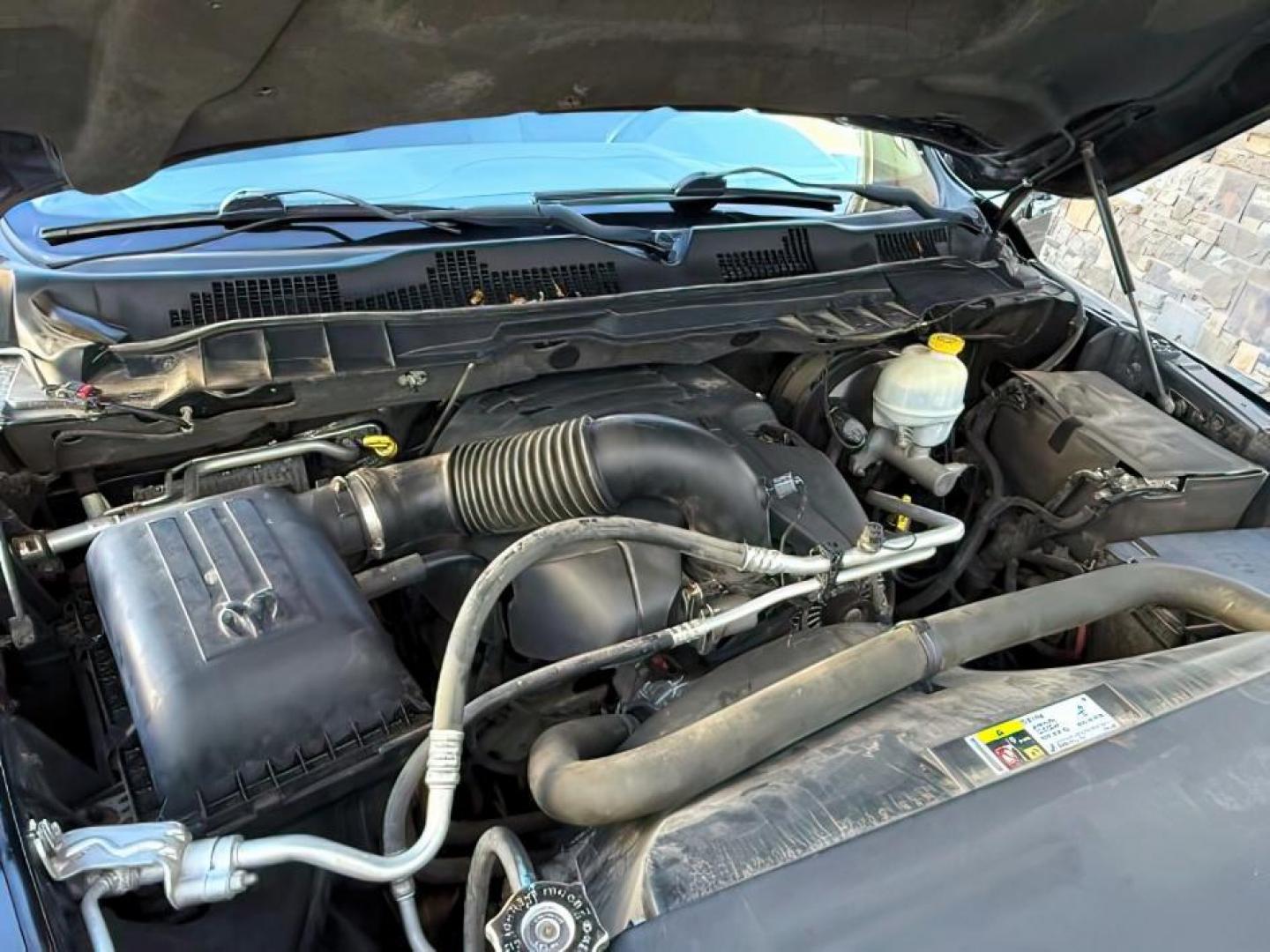 2013 BLACK /CLOTH Ram 1500 (1C6RR7LT6DS) with an 57 engine, Automatic transmission, located at 1175 N Woodruff Ave, Idaho Falls, ID, 83401, 43.506901, -111.999657 - At Timberline Auto, finding a great deal on your next vehicle is always easy! Our experienced sales staff's goal is to help find you the right vehicle at the right price! Our knowledgeable finance department has options for almost any credit score. We offer extended service contract options to prote - Photo#20