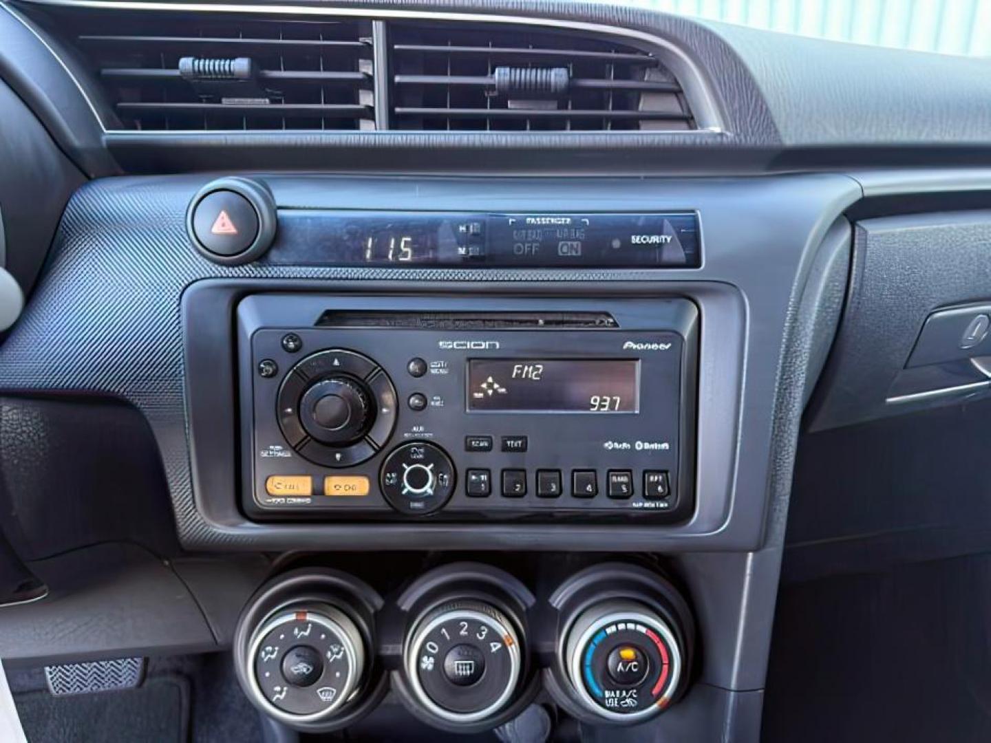 2012 Magnetic Gray Metallic /Dark Charcoal Scion tC (JTKJF5C78C3) with an 25L I-4 DOHC engine, Automatic transmission, located at 1175 N Woodruff Ave, Idaho Falls, ID, 83401, 43.506901, -111.999657 - At Timberline Auto, finding a great deal on your next vehicle is always easy! Our experienced sales staff's goal is to help find you the right vehicle at the right price! Our knowledgeable finance department has options for almost any credit score. We offer extended service contract options to prote - Photo#12