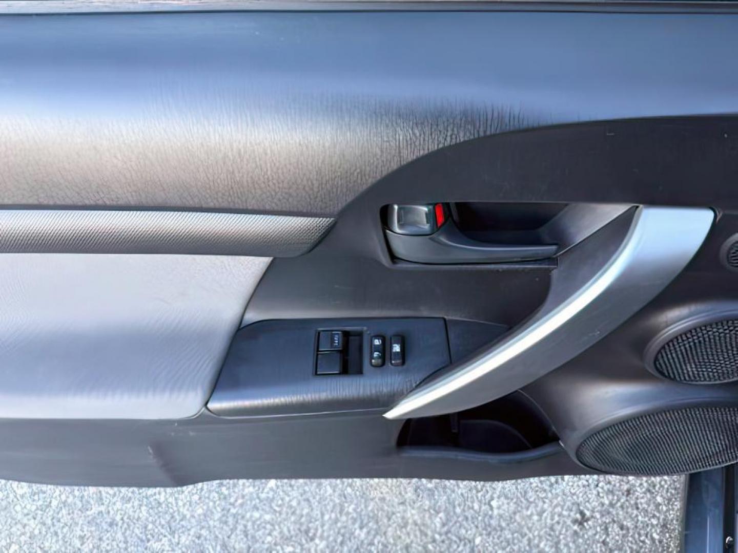 2012 Magnetic Gray Metallic /Dark Charcoal Scion tC (JTKJF5C78C3) with an 25L I-4 DOHC engine, Automatic transmission, located at 1175 N Woodruff Ave, Idaho Falls, ID, 83401, 43.506901, -111.999657 - At Timberline Auto, finding a great deal on your next vehicle is always easy! Our experienced sales staff's goal is to help find you the right vehicle at the right price! Our knowledgeable finance department has options for almost any credit score. We offer extended service contract options to prote - Photo#15