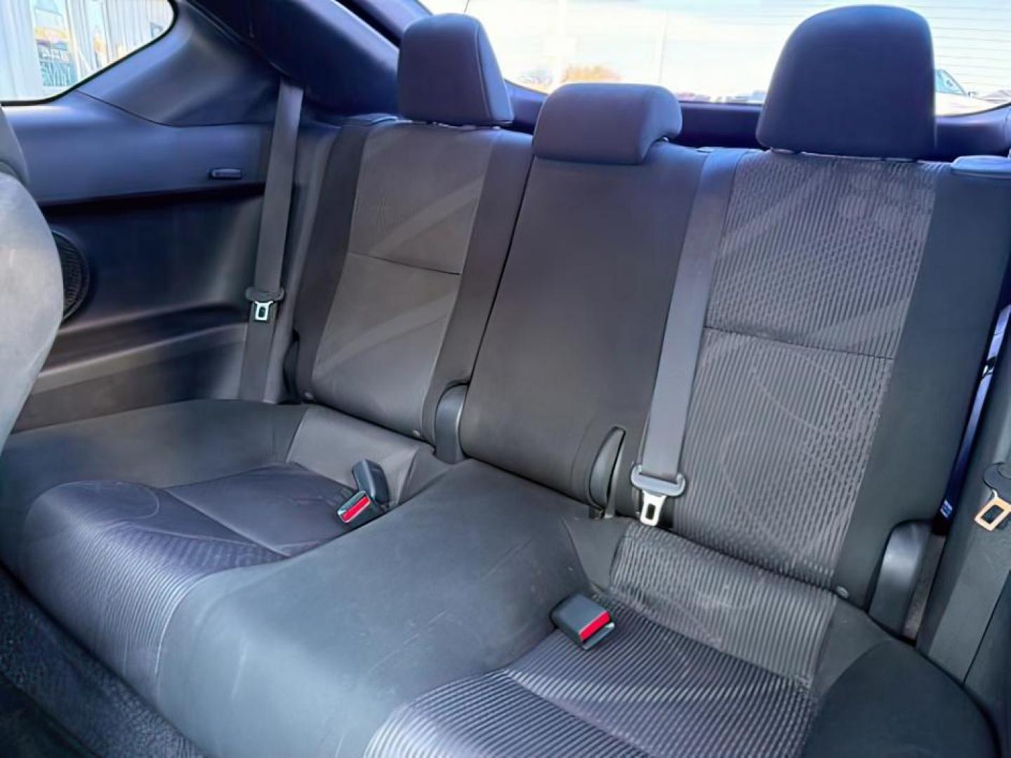 2012 Magnetic Gray Metallic /Dark Charcoal Scion tC (JTKJF5C78C3) with an 25L I-4 DOHC engine, Automatic transmission, located at 1175 N Woodruff Ave, Idaho Falls, ID, 83401, 43.506901, -111.999657 - At Timberline Auto, finding a great deal on your next vehicle is always easy! Our experienced sales staff's goal is to help find you the right vehicle at the right price! Our knowledgeable finance department has options for almost any credit score. We offer extended service contract options to prote - Photo#17