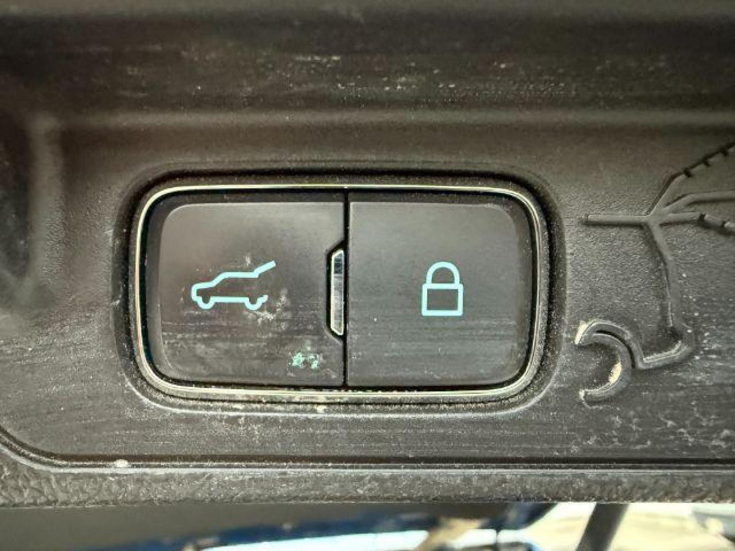 2020 BLUE /Sandstone Ford Explorer (1FMSK8FH2LG) with an EcoBoost 23L I-4 gasoline direct injection engine, Automatic transmission, located at 1175 N Woodruff Ave, Idaho Falls, ID, 83401, 43.506901, -111.999657 - At Timberline Auto, finding a great deal on your next vehicle is always easy! Our experienced sales staff's goal is to help find you the right vehicle at the right price! Our knowledgeable finance department has options for almost any credit score. We offer extended service contract options to prote - Photo#35