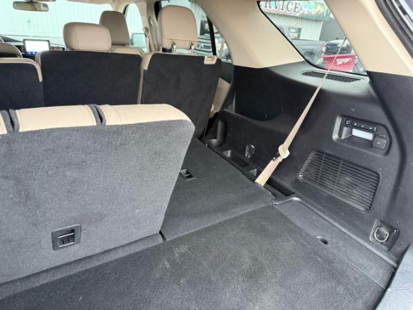 2020 BLUE /Sandstone Ford Explorer (1FMSK8FH2LG) with an EcoBoost 23L I-4 gasoline direct injection engine, Automatic transmission, located at 1175 N Woodruff Ave, Idaho Falls, ID, 83401, 43.506901, -111.999657 - At Timberline Auto, finding a great deal on your next vehicle is always easy! Our experienced sales staff's goal is to help find you the right vehicle at the right price! Our knowledgeable finance department has options for almost any credit score. We offer extended service contract options to prote - Photo#37