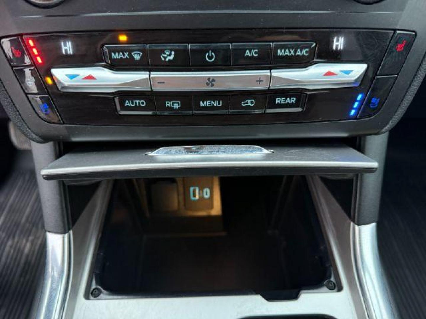 2020 BLUE /Sandstone Ford Explorer (1FMSK8FH2LG) with an EcoBoost 23L I-4 gasoline direct injection engine, Automatic transmission, located at 1175 N Woodruff Ave, Idaho Falls, ID, 83401, 43.506901, -111.999657 - At Timberline Auto, finding a great deal on your next vehicle is always easy! Our experienced sales staff's goal is to help find you the right vehicle at the right price! Our knowledgeable finance department has options for almost any credit score. We offer extended service contract options to prote - Photo#49